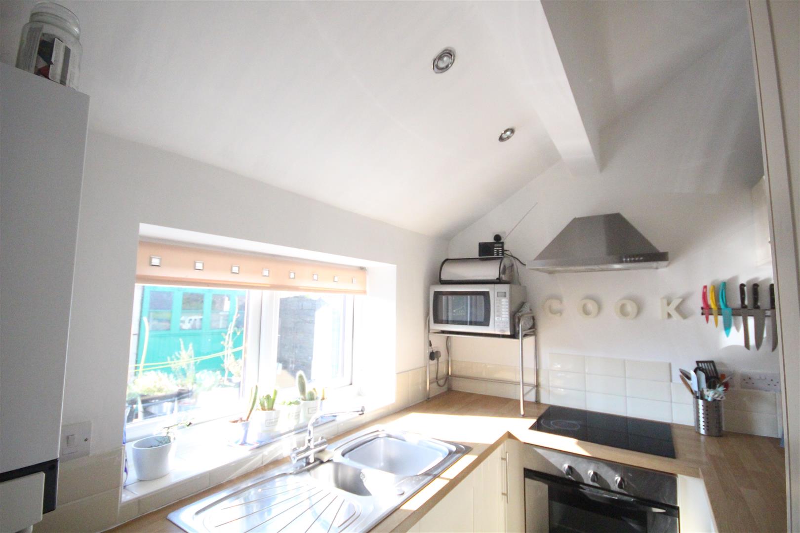3 bedroom mid terrace house SSTC in Earby - IMG_9487.jpg